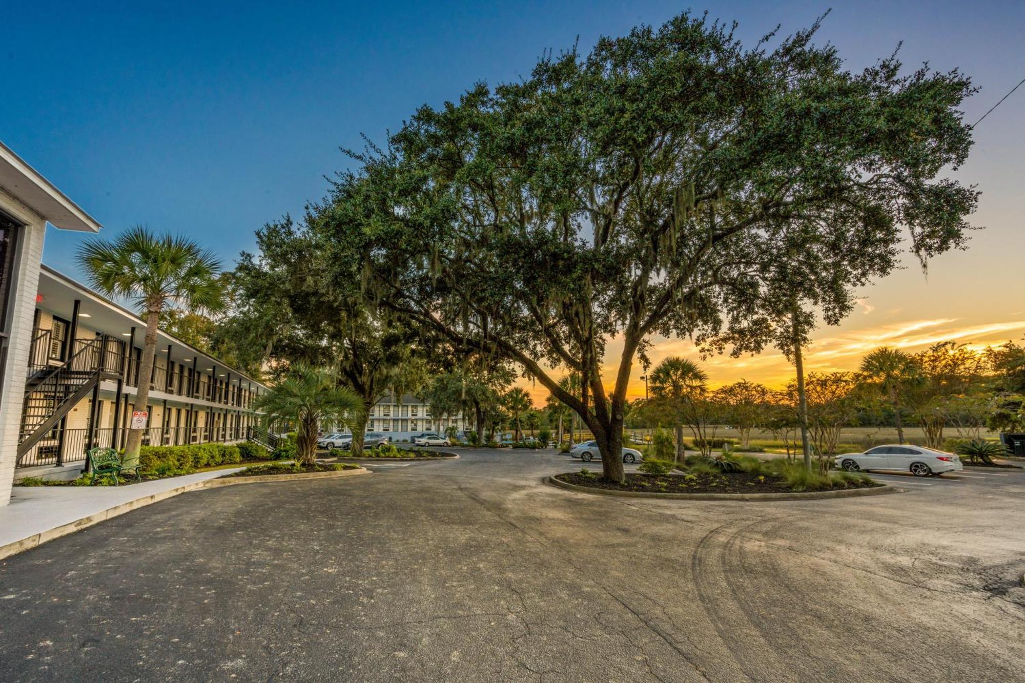 Charleston Creekside Inn Ngoại thất bức ảnh